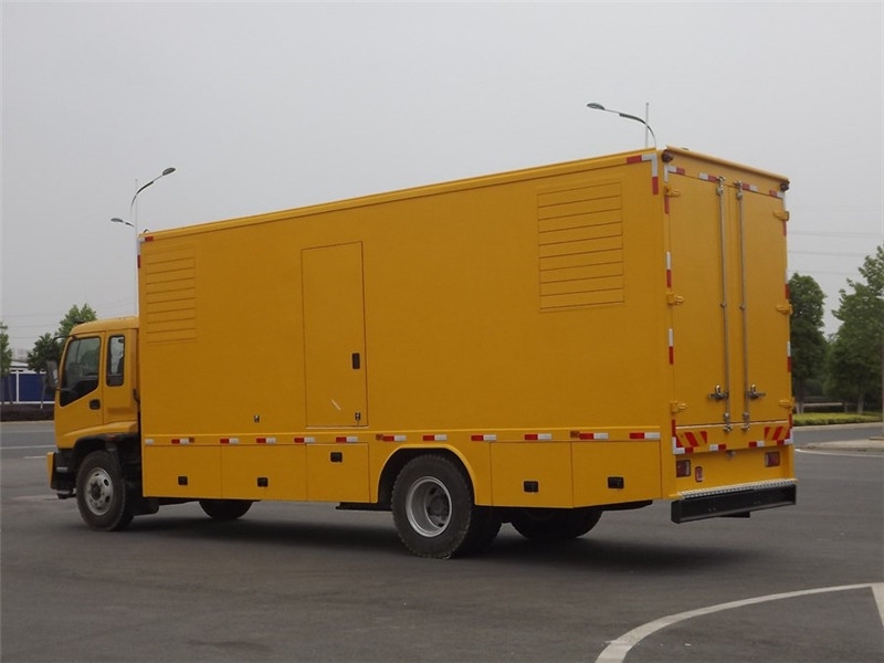 回民出租发电机-柴油发电机组电压低报警怎么办？