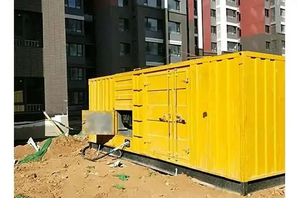 回民发电机租赁中燃油压力过低会对发动机的哪些部件造成损坏？