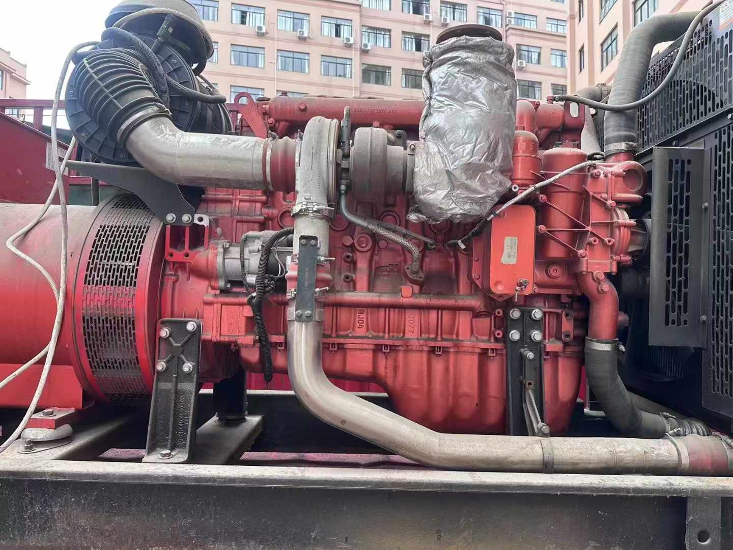 回民如何选择适合 600kW 柴油发电机组的过载保护器？